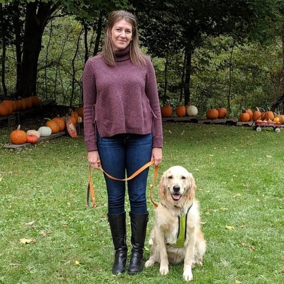 Meet your Posher, Devin - Picture 2 of 2